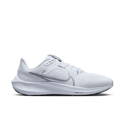 nike air laufschuhe|Nike Air sports shoes.